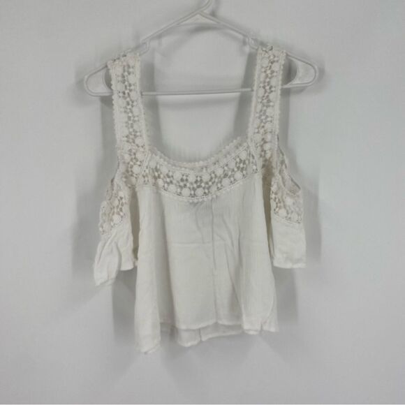 American Rag Women’s Square Neck Short Sleeve cold Shoulder Cropped White Blouse - Picture 3 of 3